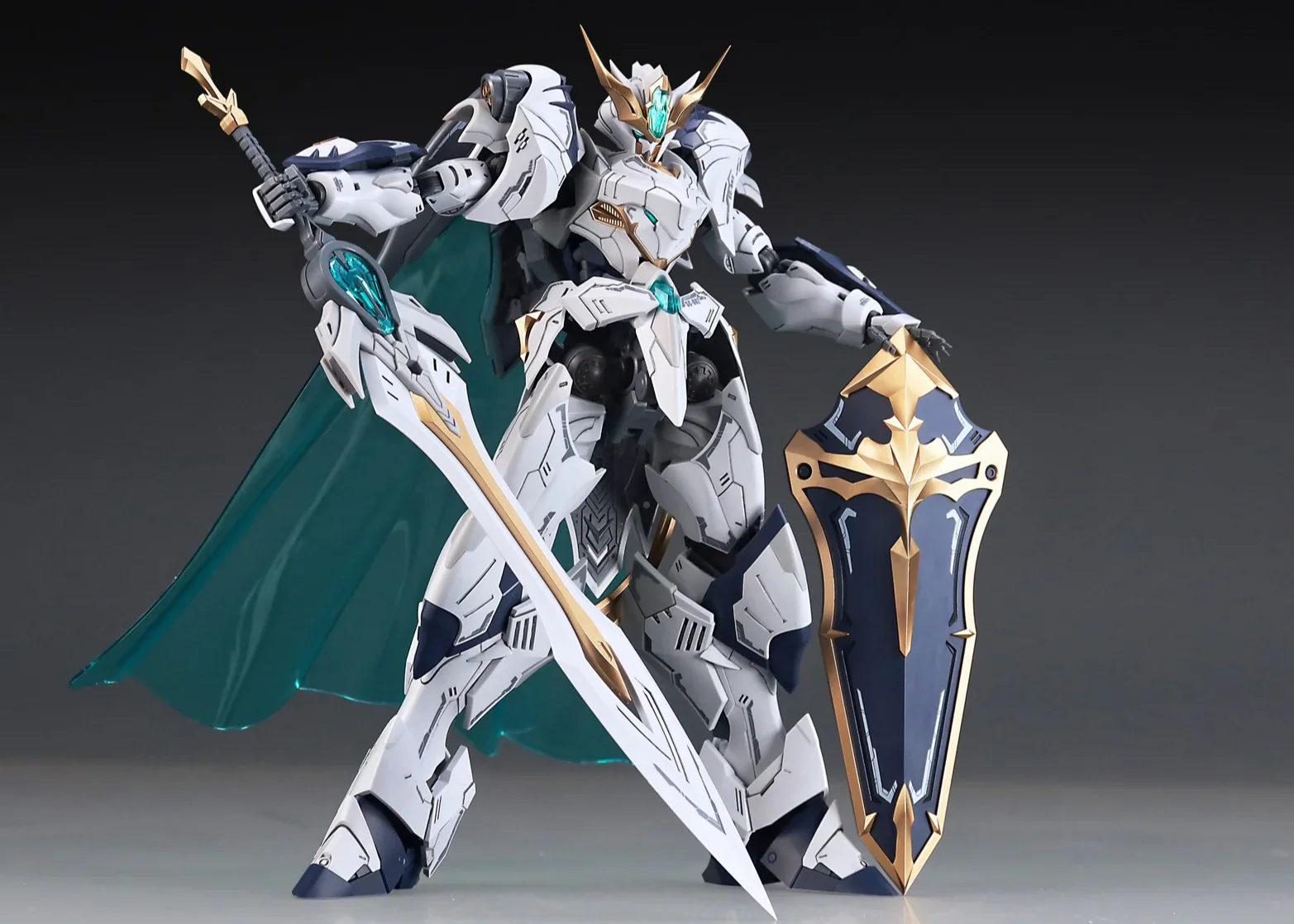SNAA 1/144 Titan Great Sword TRISTAN - Image 3